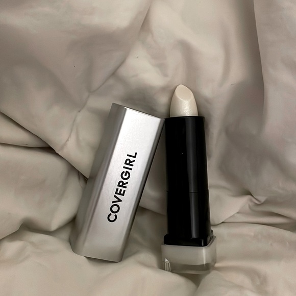 COVERGIRL Other - 5 for $20 NWT Discontinued CoverGirl Metallic Lipstick in Shade #500